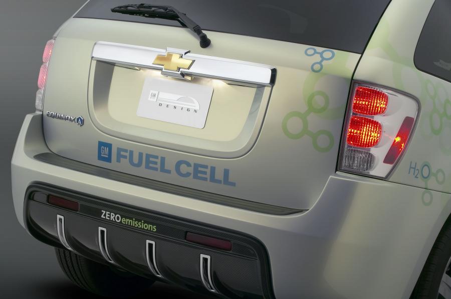  Chevrolet Equinox Fuel Cell 2008 года  (фото 2 из 11)